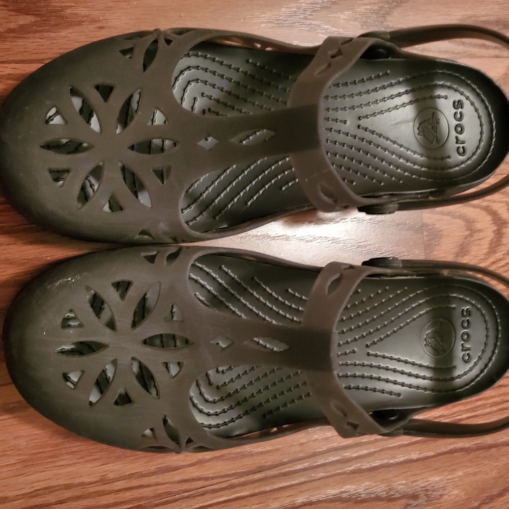 Mary Jane Crocs size 10